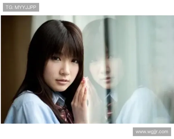 早已女露依：解锁肌肤年轻密码，绽放无龄之美